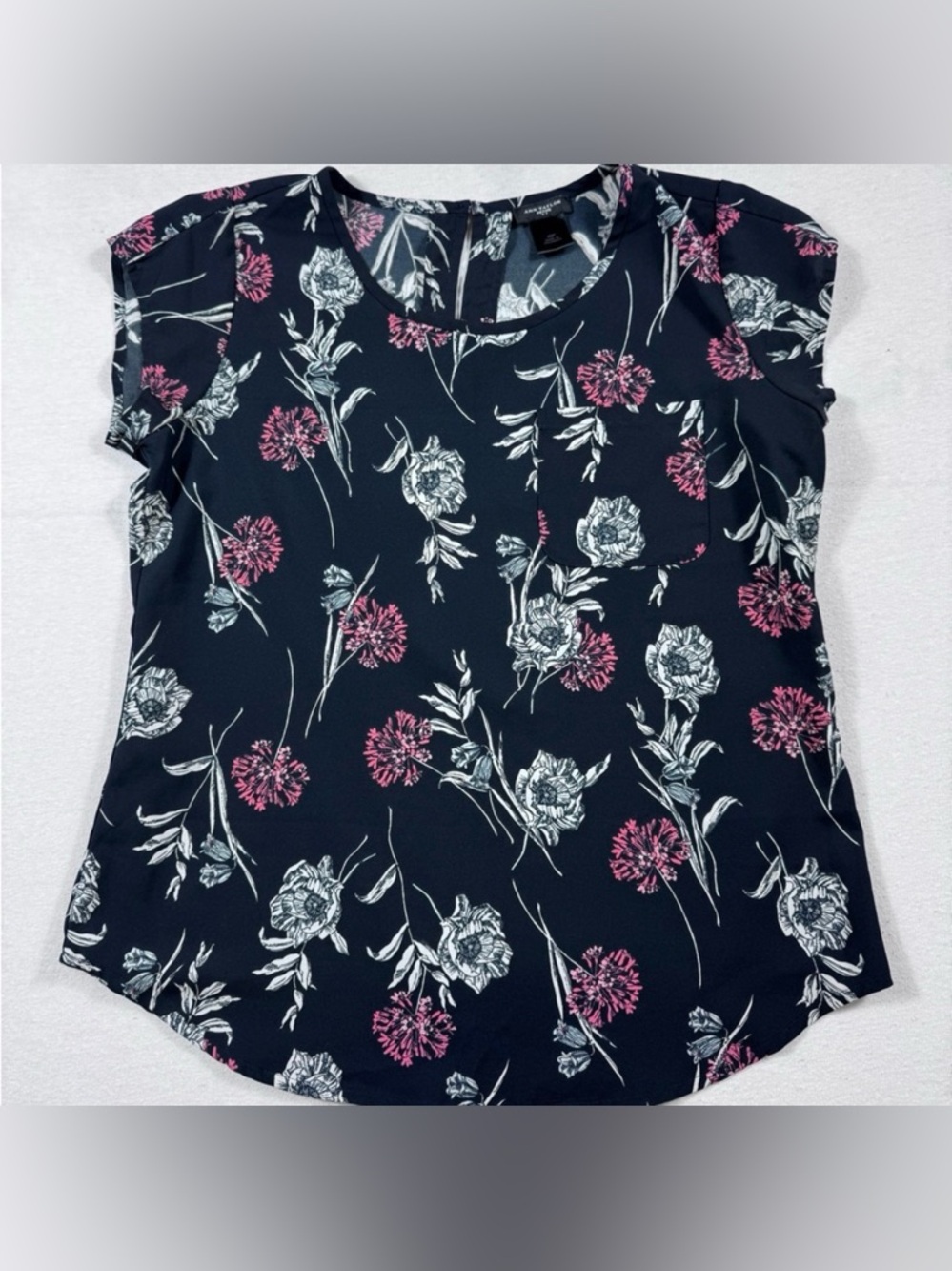 Ann Taylor Petite Floral Blouse Navy Pink White Pocket Top Cap Sleeve XSP